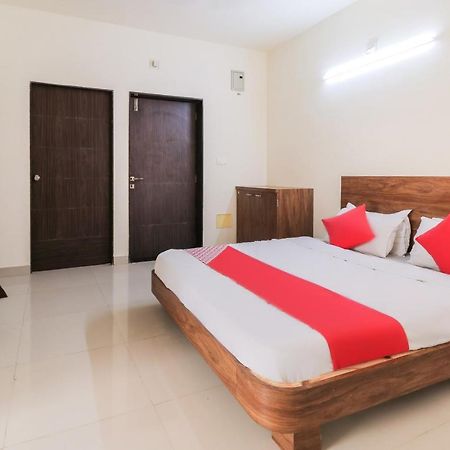 Oyo 63903 Hotel Shree Ram Villa Dwārka 외부 사진