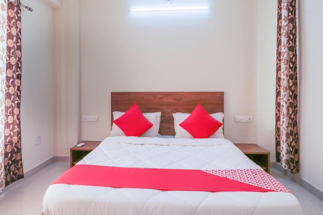 Oyo 63903 Hotel Shree Ram Villa Dwārka 외부 사진